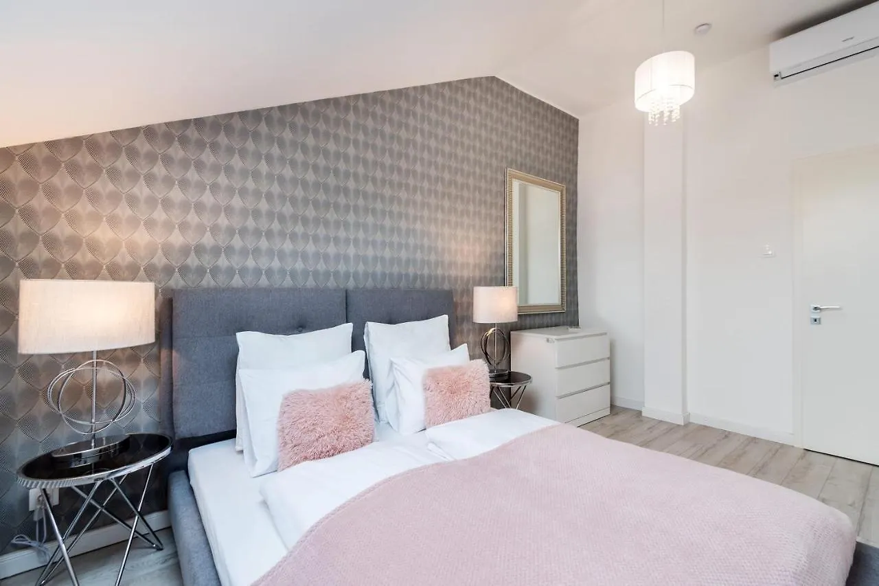 Quiet Very Central & Stylish Apt Budapest Apartamento