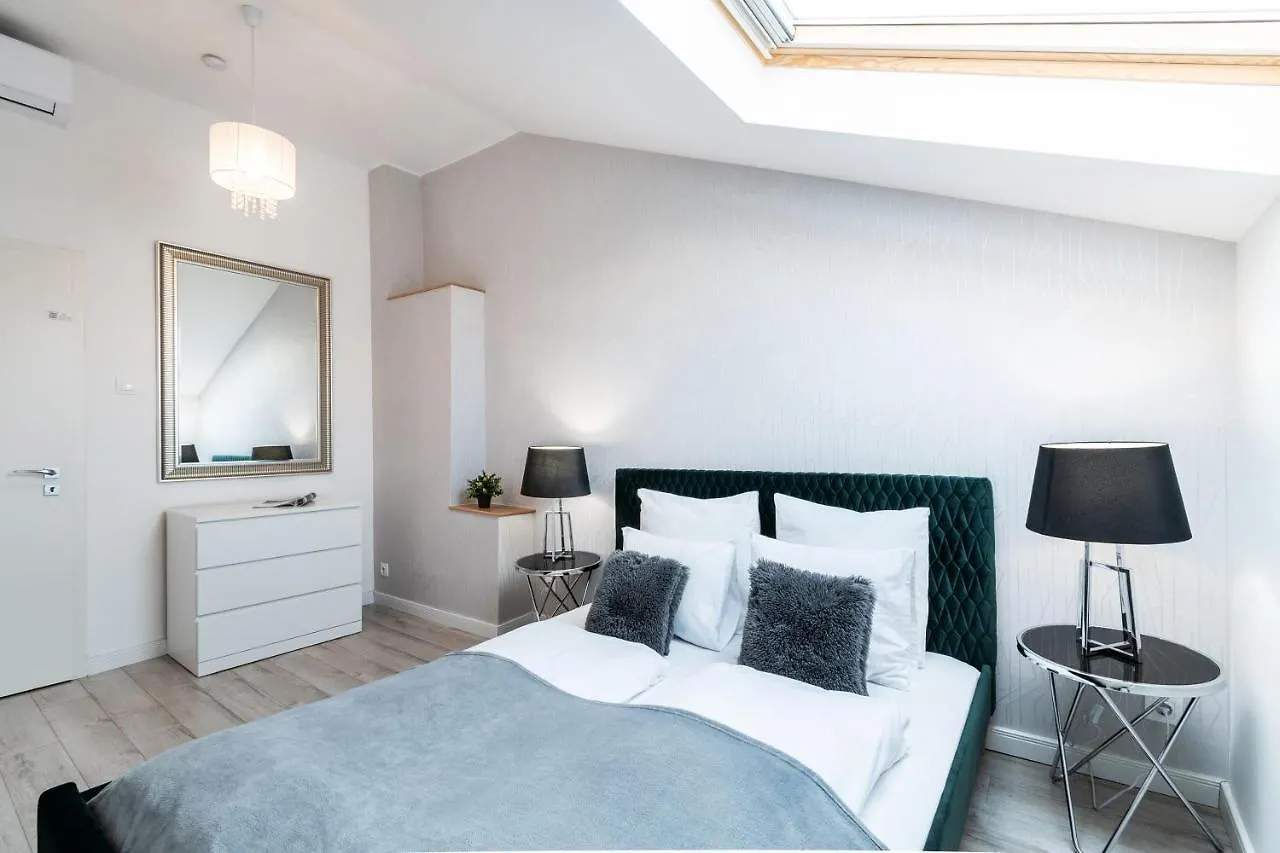 Quiet Very Central & Stylish Apt 부다페스트