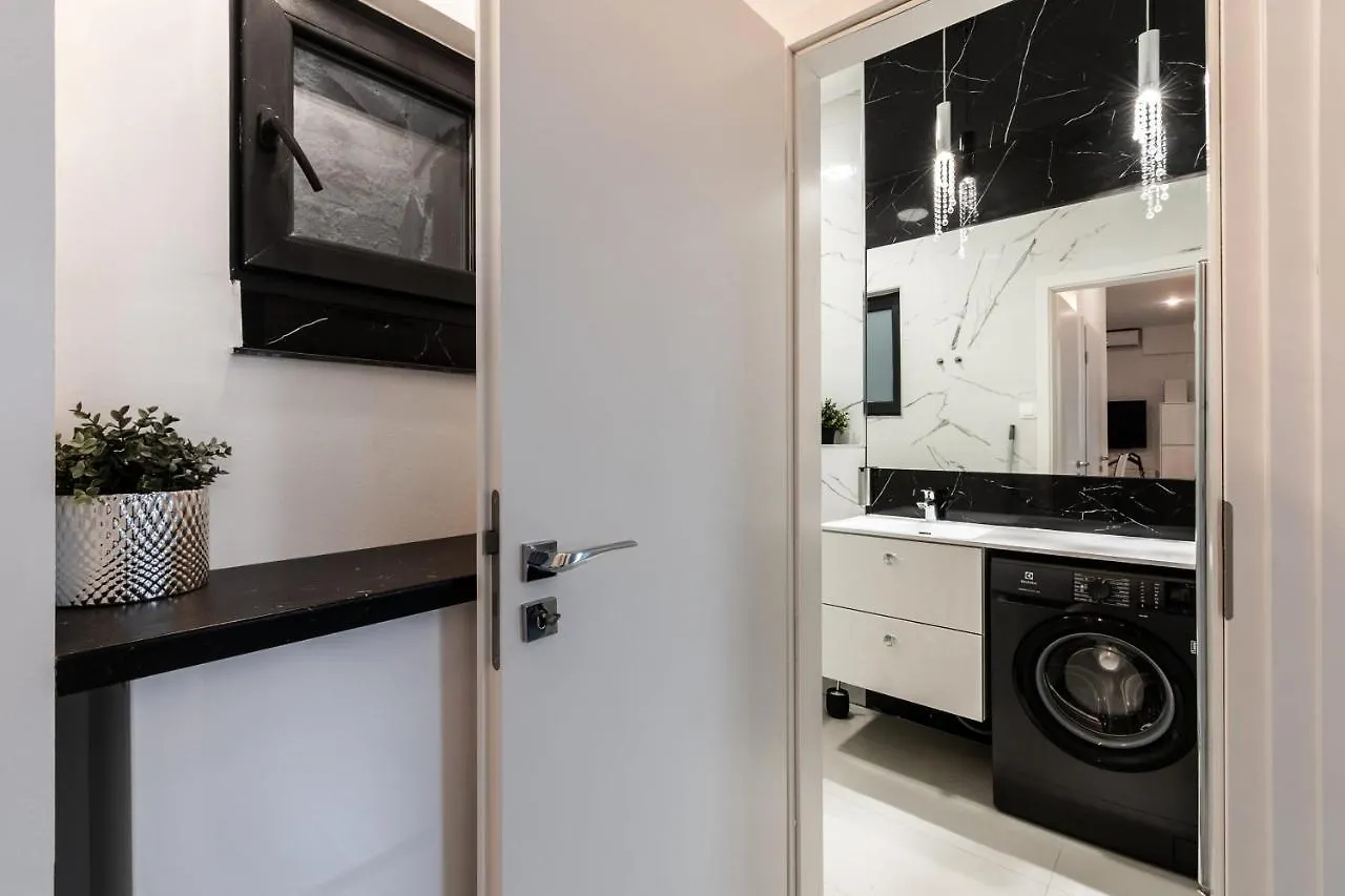 Quiet Very Central & Stylish Apt 부다페스트 헝가리
