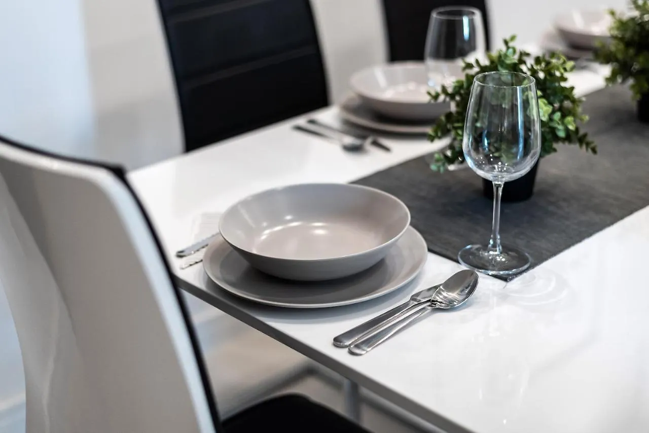 Quiet Very Central & Stylish Apt 부다페스트 0*,